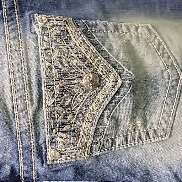 Miss Me Easy crop jeans - Picture 3 of 5